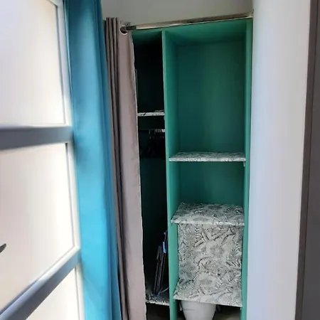 Daire Agreable Studio Lumineux Pour Escapade A Deux ! 1 Piece Avec Salle De Bain - 14m2 - Exterieur Privatif - Saint-Laurent-de-la-Salanque