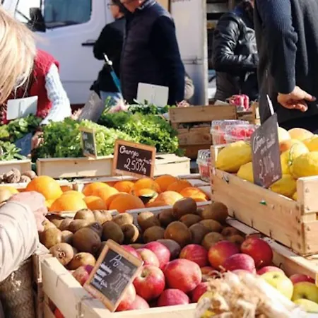 Agreable Studio Lumineux Pour Escapade A Deux ! 1 Piece Avec Salle De Bain - 14m2 - Exterieur Privatif - Saint-Laurent-de-la-Salanque